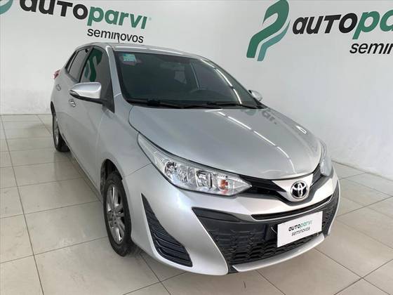 TOYOTA YARIS 1.5 16V FLEX XL PLUS CONNECT MULTIDRIVE TOYOTA YARIS 1.5 16V FLEX XL PLUS CONNECT MULTIDRIVE